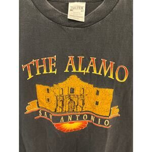 Vintage Y2K puff graphic, the Alamo, San Antonio, Texas Tultex XL shirt faded